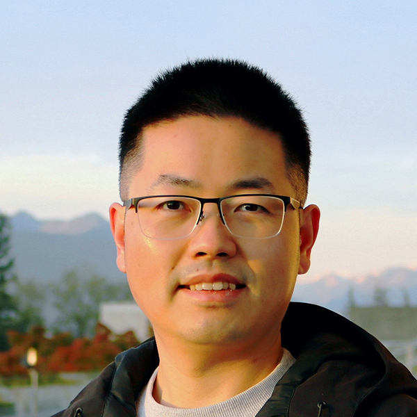 Dr. Lingyang Chu Headshot